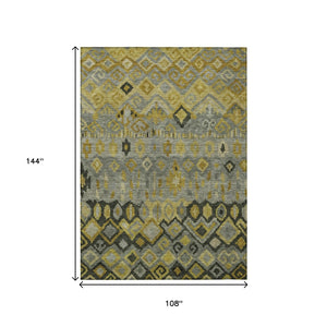HomeRoots 9' Washable Geometric Area Rug in Pewter Gold & Charcoal – Indoor/Outdoor Durable Design for Any Space 658469