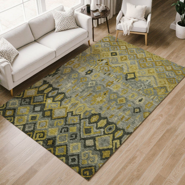 HomeRoots 9' Washable Geometric Area Rug in Pewter Gold & Charcoal – Indoor/Outdoor Durable Design for Any Space 658469