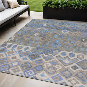 HomeRoots 5' Stylish Denim Blue, Gray & Ivory Geometric Area Rug - Washable, Stain-Resistant for Indoor/Outdoor Use 658484