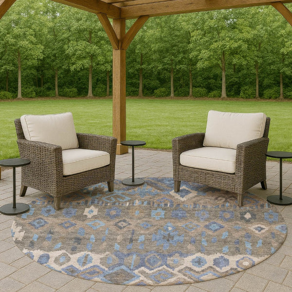 HomeRoots 8' Modern Geometric Round Area Rug in Denim Blue, Gray & Ivory - Washable, Durable for Indoor/Outdoor Use 658485