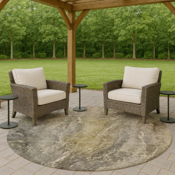 HomeRoots 8' Pewter and Gray Round Abstract Washable Area Rug - Durable, Stylish, Indoor/Outdoor, Easy Care 658611