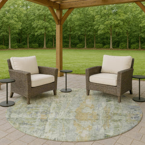 HomeRoots 8' Artichoke Green & Blue Round Abstract Area Rug – Washable, Durable, Ideal for Indoor/Outdoor Spaces 658701