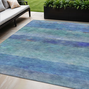 HomeRoots 5' Blue and Ivory Abstract Area Rug - Washable, Durable, Stylish for Indoor and Outdoor Spaces! 658760