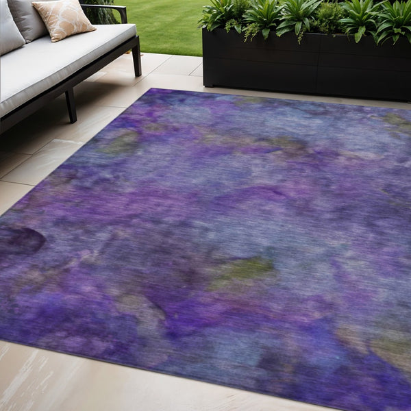 HomeRoots 5' Purple & Lavender Abstract Washable Area Rug - Durable, Stylish for Indoor & Outdoor Spaces! 658832