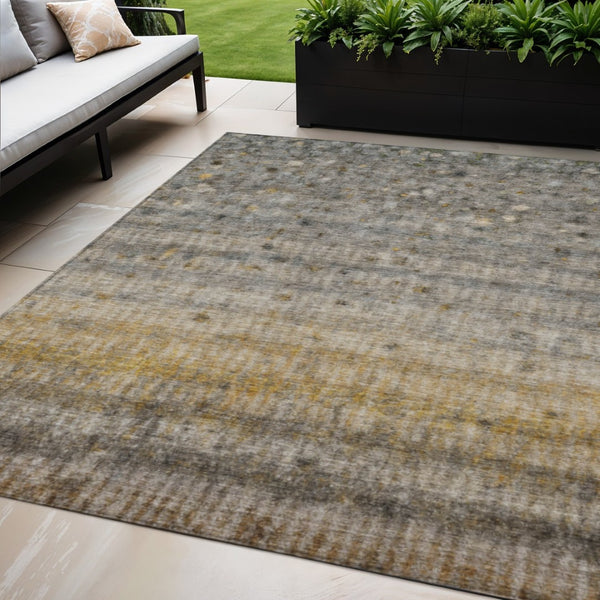 HomeRoots 5' Taupe and Gold Striped Washable Area Rug - Versatile Indoor/Outdoor Design for Stylish Spaces 658982