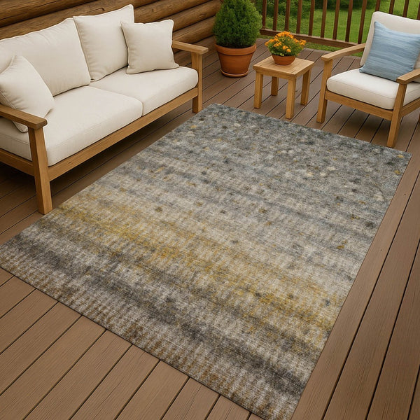 HomeRoots 5' Taupe and Gold Striped Washable Area Rug - Versatile Indoor/Outdoor Design for Stylish Spaces 658982