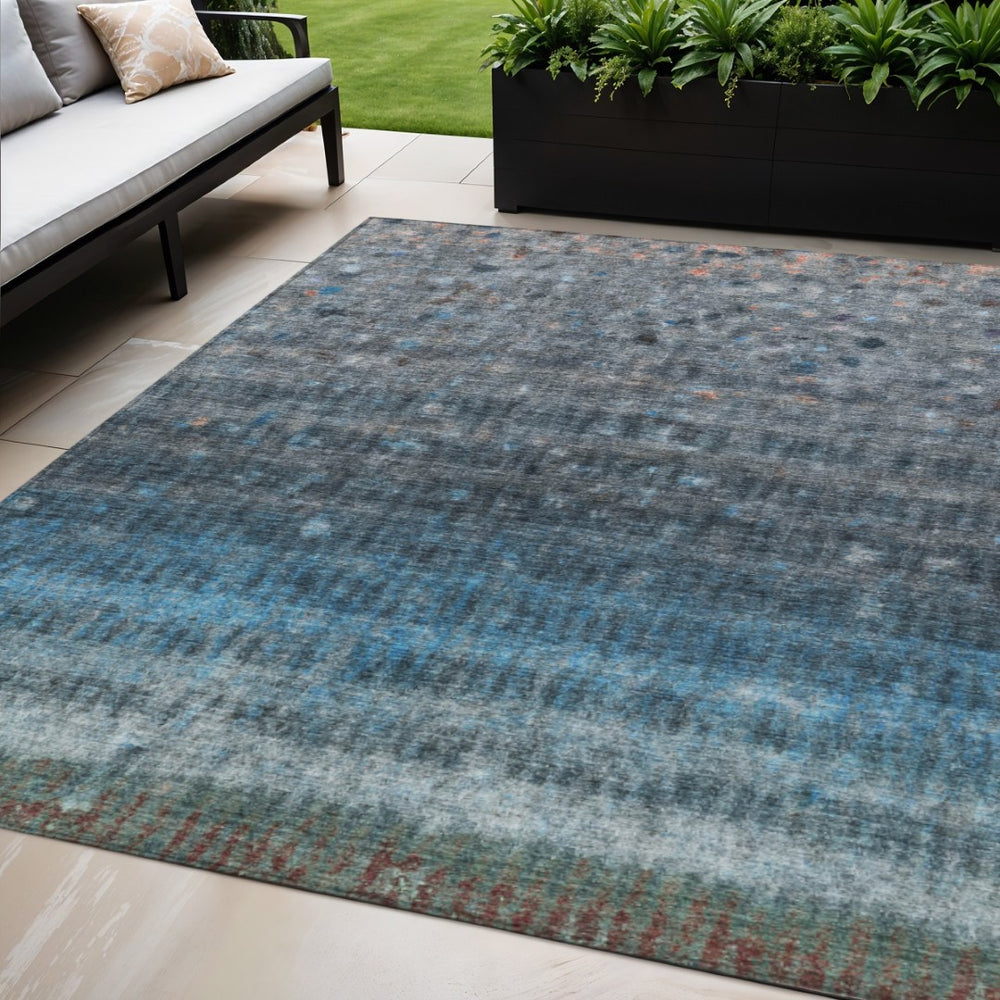 HomeRoots 5' Blue and Gray Striped Washable Area Rug – Durable, Stylish, Indoor/Outdoor, Easy-Care Solution! 658994