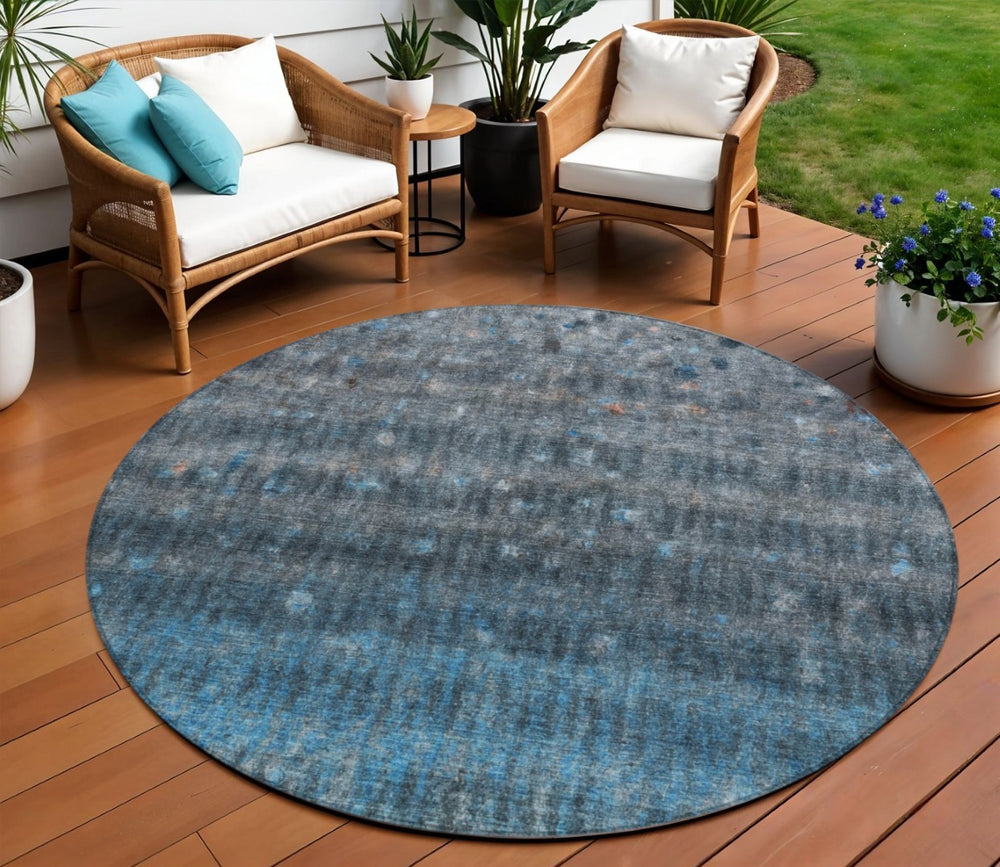 HomeRoots 8' Blue and Gray Round Striped Area Rug – Washable, Durable, Perfect for Indoor & Outdoor Spaces! 658995