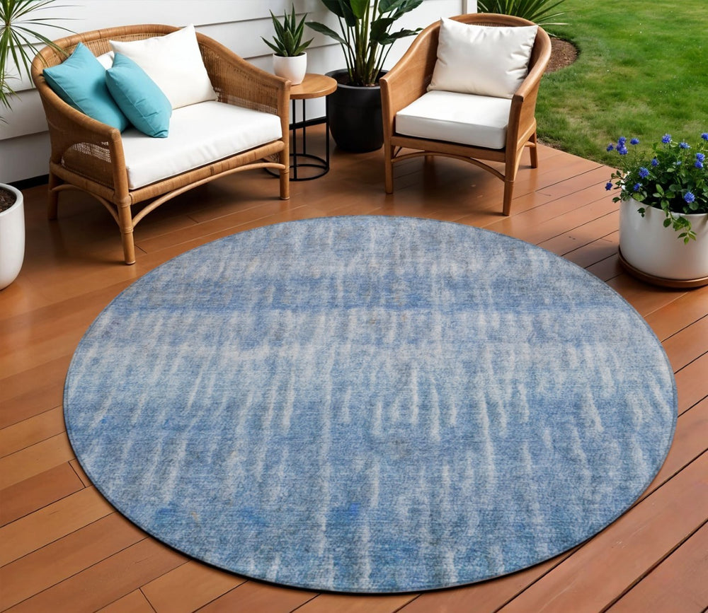 HomeRoots 8' Blue and Ivory Round Abstract Washable Rug – Versatile Indoor-Outdoor Decor for Modern Spaces 659025