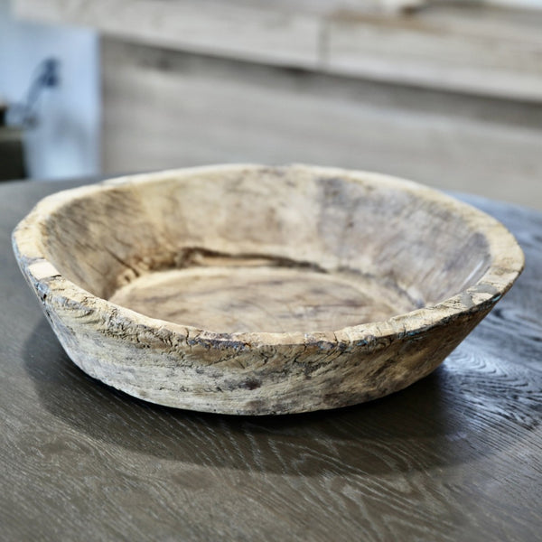 HomeRoots 5" Beige Wood Decorative Bowl - Handcrafted Rustic Centerpiece for Home Décor & Everyday Organization 659064