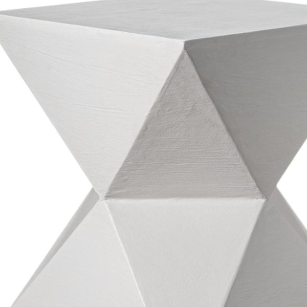 HomeRoots 19" Compact White Wood Round End Table - Modern Accent for Small Spaces, Fully Assembled & Versatile 659070