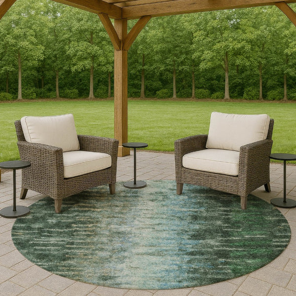 HomeRoots 8' Vibrant Emerald Teal Blue & Ivory Round Abstract Area Rug - Stylish, Washable for Indoors & Outdoors 659098