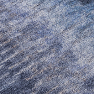 HomeRoots 8' Navy Blue & Ivory Round Abstract Rug - Washable, Durable Design for Indoor & Outdoor Spaces 659110