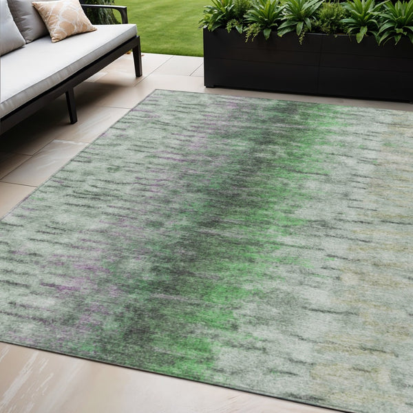 HomeRoots 5' Modern Abstract Washable Area Rug in Green, Gray & Ivory for Indoor/Outdoor Spaces, Durable & Stylish 659139