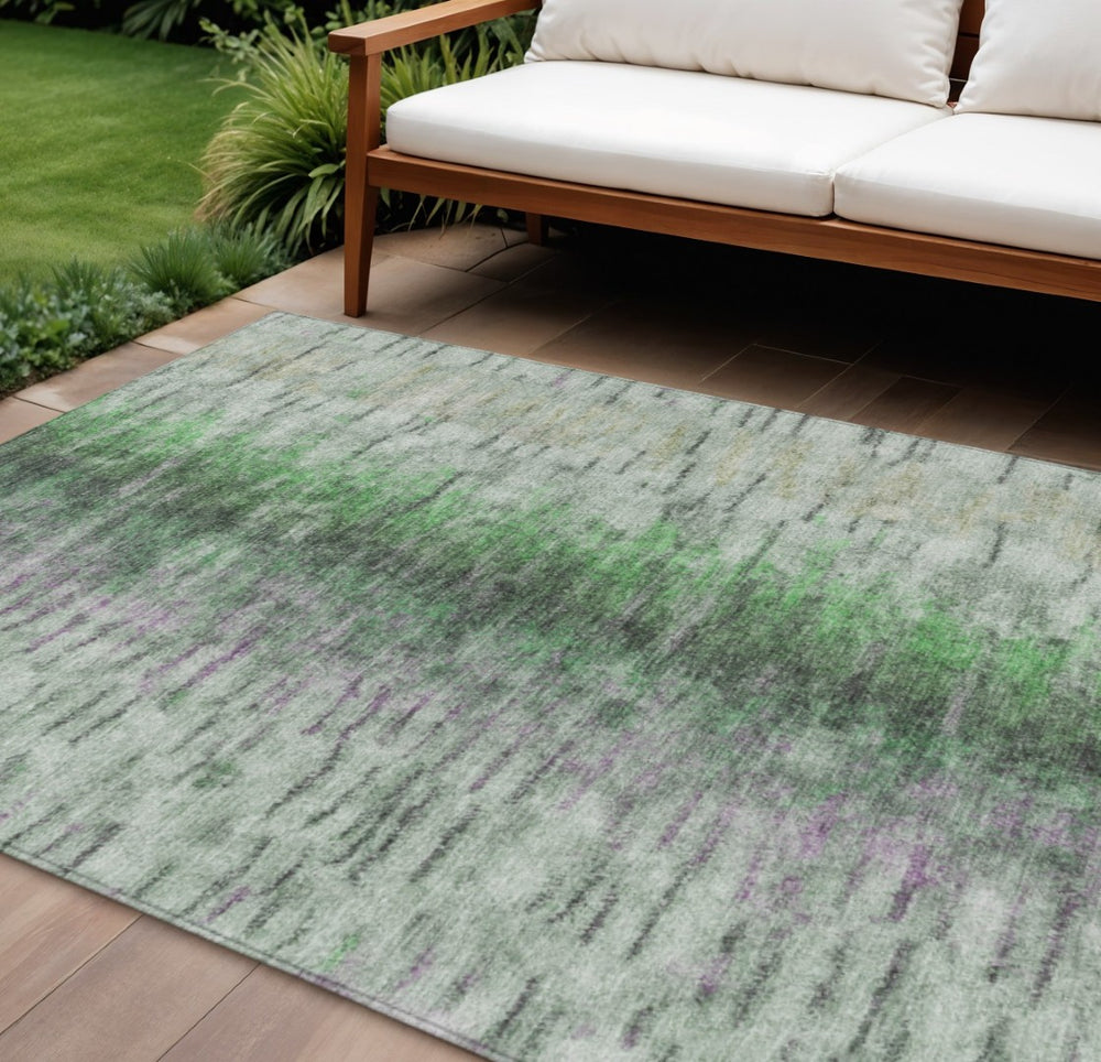 HomeRoots 8' X 10' Modern Abstract Area Rug in Green, Gray, Ivory - Washable, Durable for Indoor & Outdoor Use 659141
