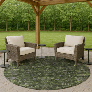 HomeRoots 8' Olive Green and Gray Round Medallion Rug – Durable, Washable Design for Indoor & Outdoor Use 659272
