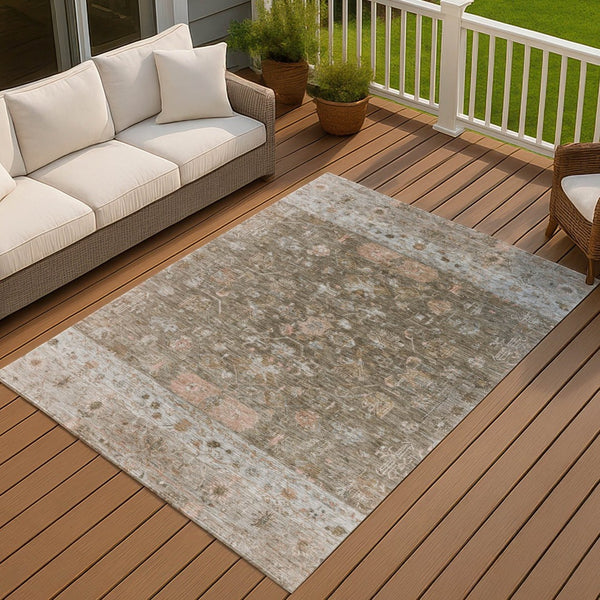 HomeRoots 5' Stylish Brown and Gray Tribal Washable Rug for Indoor and Outdoor Spaces – Durable & Versatile! 659301