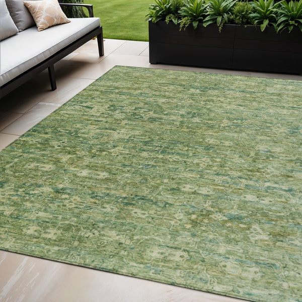 HomeRoots 5' Stylish Olive Green & Sage Ikat Washable Indoor/Outdoor Area Rug - Durable, Versatile Design! 659361
