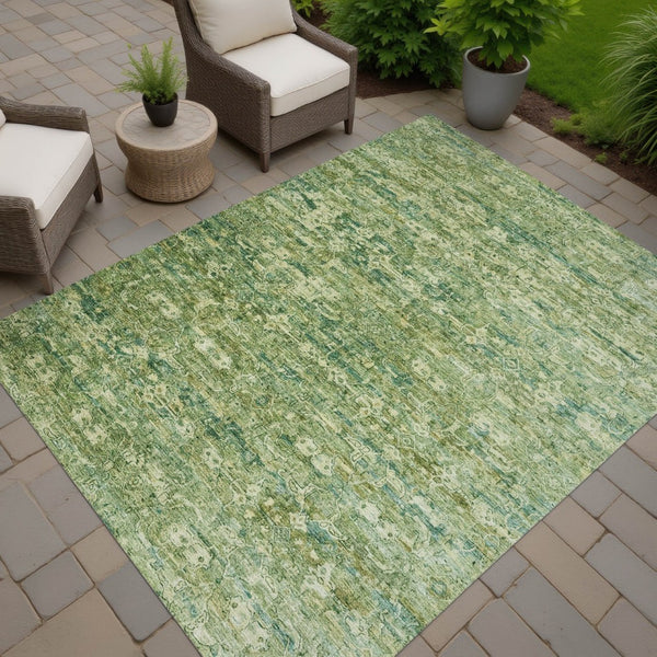 HomeRoots 5' Stylish Olive Green & Sage Ikat Washable Indoor/Outdoor Area Rug - Durable, Versatile Design! 659361