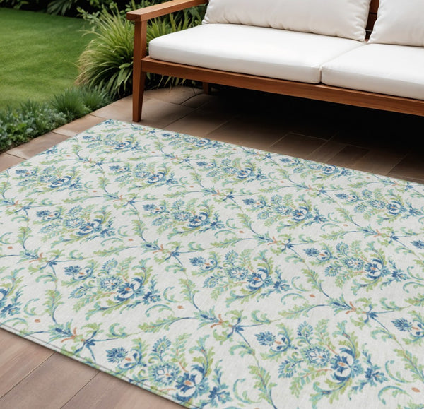 HomeRoots 10' Elegant Artichoke Green Damask Indoor Outdoor Rug - Washable, Durable, Pet-Friendly Design! 659395