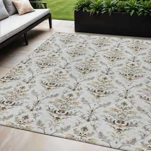 HomeRoots 5' Stylish Silver Blue & Gray Damask Washable Area Rug - Perfect for Indoor & Outdoor Living Spaces! 659421