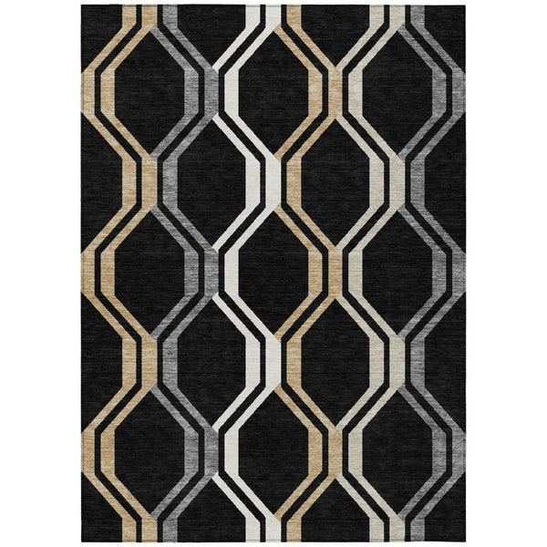HomeRoots 5' Modern Geometric Washable Area Rug in Black, Beige & Gray - Indoor/Outdoor Durability & Style 659433