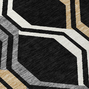HomeRoots 5' Modern Geometric Washable Area Rug in Black, Beige & Gray - Indoor/Outdoor Durability & Style 659433