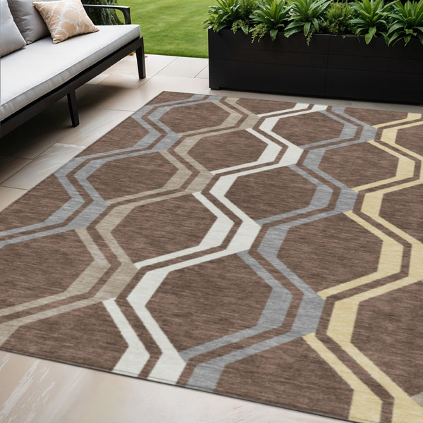 HomeRoots 5' Chocolate Gray and Ivory Geometric Area Rug - Indoor/Outdoor Washable, Durable & Stylish Design 659439