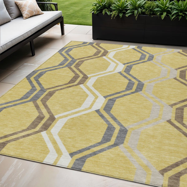 HomeRoots 5' Gold Gray and Ivory Geometric Washable Area Rug - Durable, Stylish for Indoor & Outdoor Spaces 659445