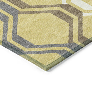 HomeRoots 8' Gold Gray Ivory Round Geometric Rug - Washable, Modern Design for Indoor & Outdoor Spaces 659446