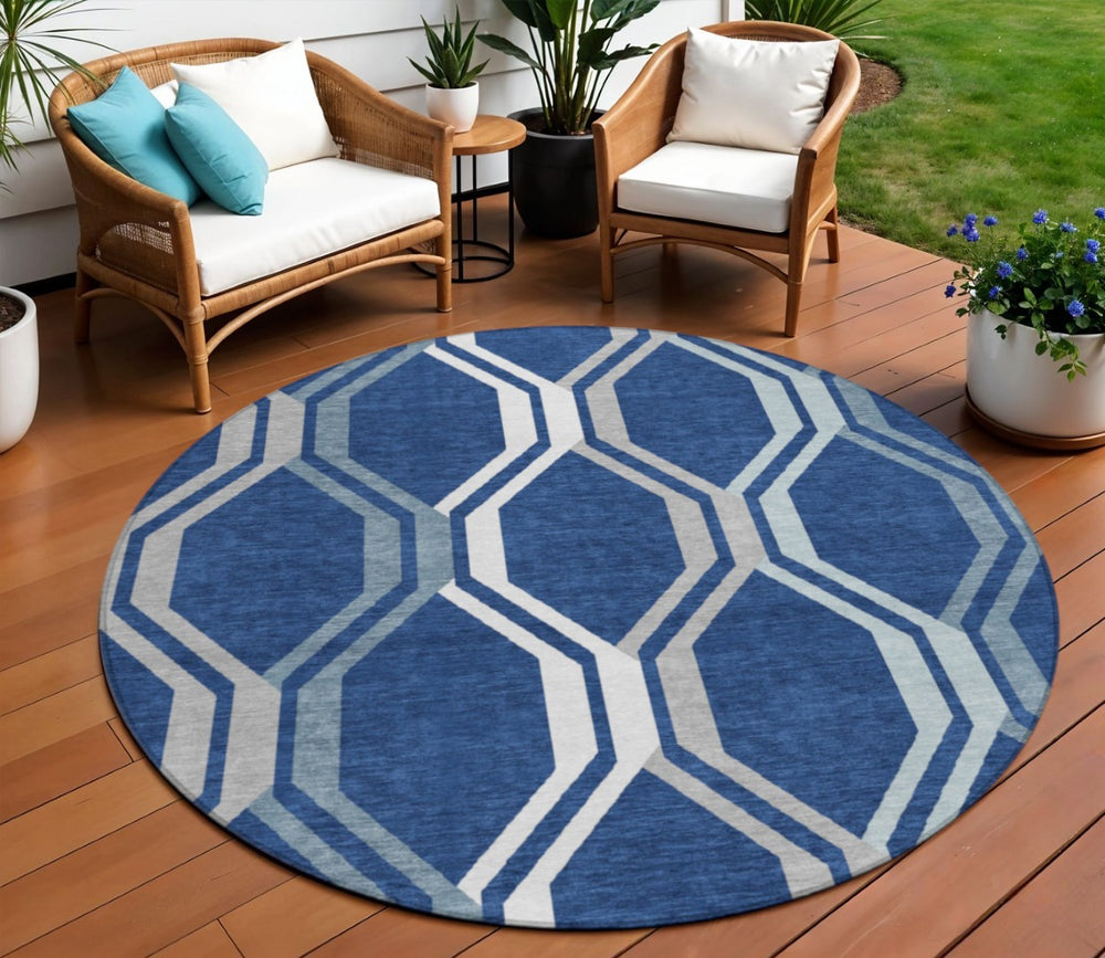 HomeRoots 8' Navy Geometric Washable Round Rug – Stylish Indoor/Outdoor Accent for High-Traffic Areas, Easy Care 659470