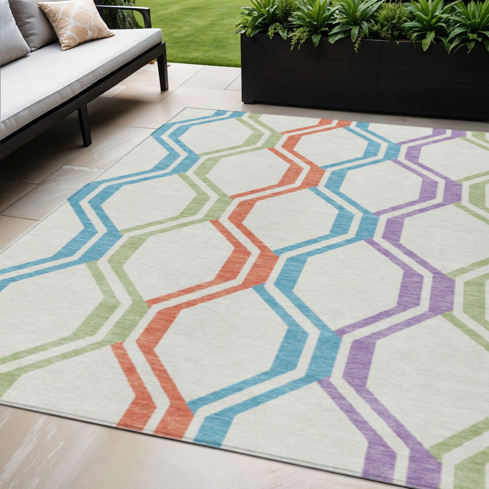 HomeRoots 5' Stylish Pearl Blue and Purple Geometric Area Rug - Washable, Durable, Indoor/Outdoor Versatile Design 659475