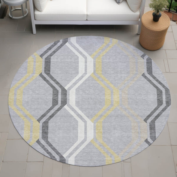 HomeRoots 8' Modern Round Geometric Area Rug in Silver, Beige & Charcoal - Washable for Indoor/Outdoor Use 659482