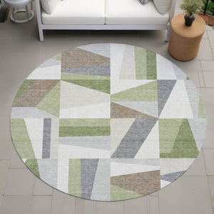 HomeRoots 8' Artichoke Green Round Geometric Area Rug - Stylish, Washable, Indoor/Outdoor, Durable & Modern Design 659504
