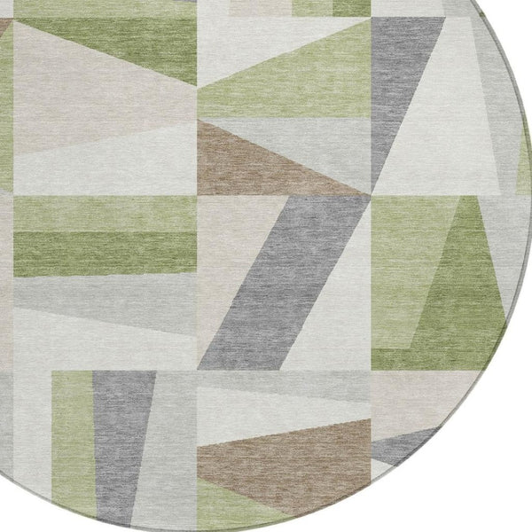 HomeRoots 8' Artichoke Green Round Geometric Area Rug - Stylish, Washable, Indoor/Outdoor, Durable & Modern Design 659504