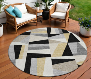 HomeRoots 8' Round Geometric Washable Area Rug in Black, Wheat, and Ivory - Durable Indoor/Outdoor Style! 659516