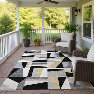 HomeRoots 8' X 10' Stylish Black, Wheat & Ivory Geometric Area Rug - Washable, Durable for Indoor & Outdoor Use! 659517