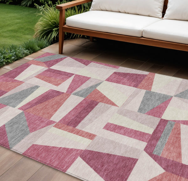 HomeRoots 10' X 14' Blush, Pewter & Ivory Geometric Washable Area Rug - Perfect for Indoor & Outdoor Spaces! 659531