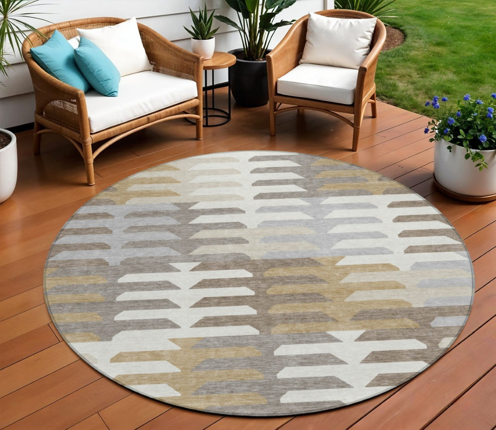 HomeRoots 8' Stylish Taupe Gray and Ivory Round Geometric Washable Area Rug for Indoor & Outdoor Use 659588