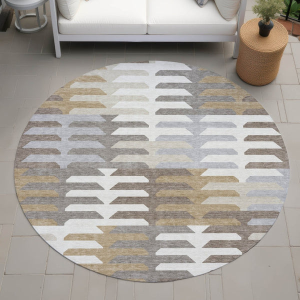 HomeRoots 8' Stylish Taupe Gray and Ivory Round Geometric Washable Area Rug for Indoor & Outdoor Use 659588
