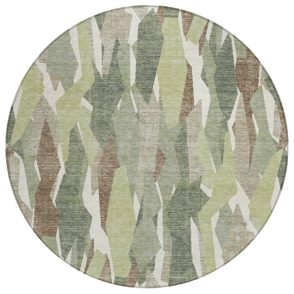 HomeRoots 8' Fern Green Round Striped Rug - Durable, Machine-Washable Indoor/Outdoor Area Rug for Modern Spaces 659612