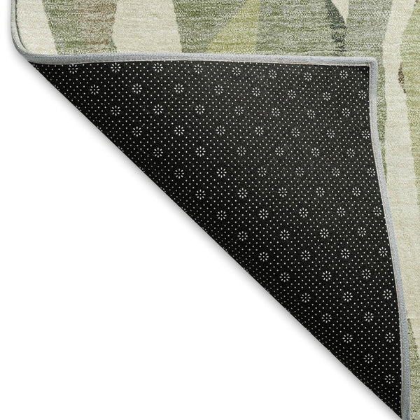 HomeRoots 8' Fern Green Round Striped Rug - Durable, Machine-Washable Indoor/Outdoor Area Rug for Modern Spaces 659612