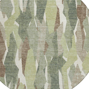 HomeRoots 8' Fern Green Round Striped Rug - Durable, Machine-Washable Indoor/Outdoor Area Rug for Modern Spaces 659612