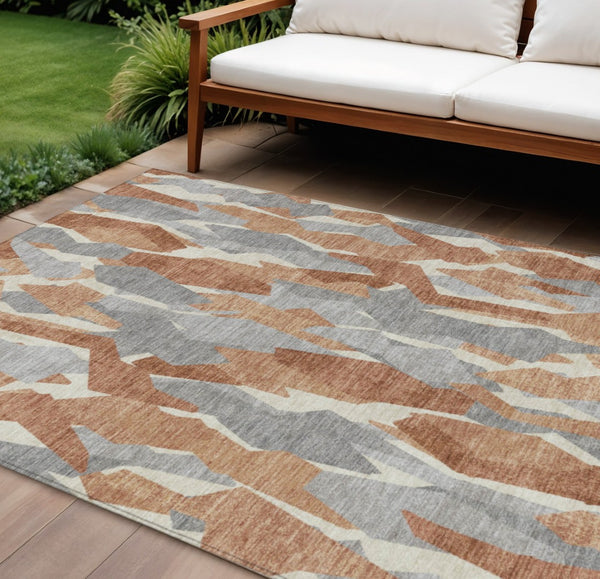 HomeRoots 8' X 10' Chili Red, Granite Gray & Ivory Striped Area Rug - Washable, Durable for Indoor/Outdoor Use 659625