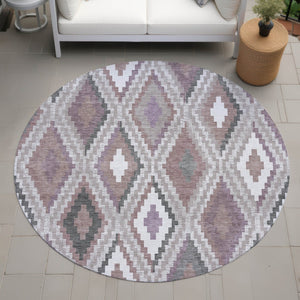 HomeRoots 8' Blush Ivory and Gray Round Geometric Rug - Stylish, Washable for Indoor/Outdoor Use & Easy Care 659714