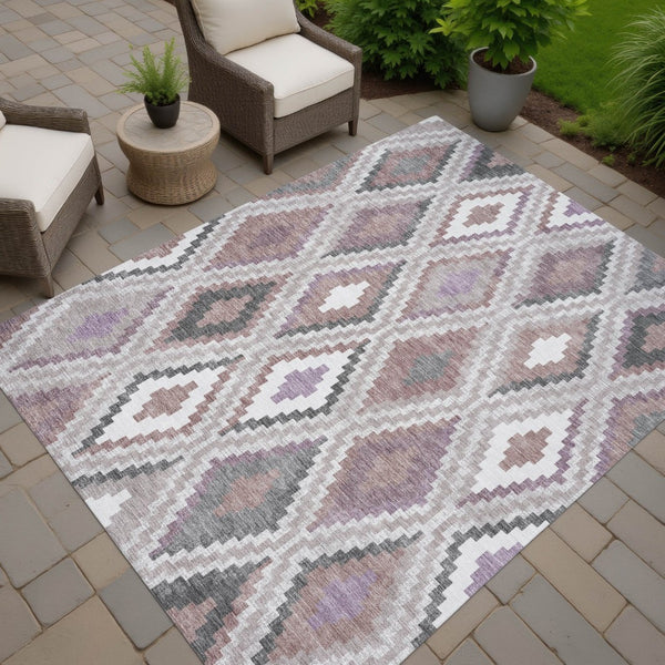 HomeRoots 10' Modern Geometric Blush Ivory & Gray Area Rug – Durable, Washable for Indoor & Outdoor Spaces! 659717
