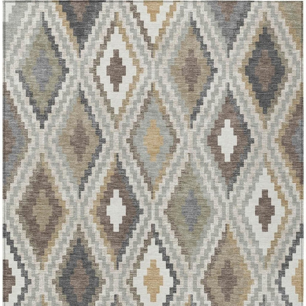 HomeRoots 5' Taupe Gold and Ivory Geometric Washable Area Rug - Stylish, Durable Indoor/Outdoor Essential! 659731