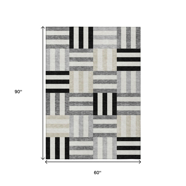 HomeRoots 5' Geometric Washable Area Rug in Black, Beige & Ivory - Durable Indoor/Outdoor Design for Modern Spaces 659743