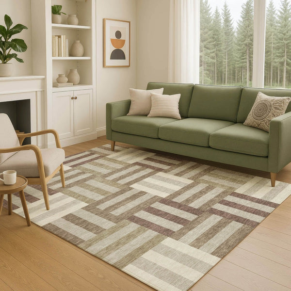 HomeRoots 5' Stylish Brown Beige Ivory Geometric Area Rug - Washable Indoor/Outdoor Mat for High-Traffic Spaces 659755