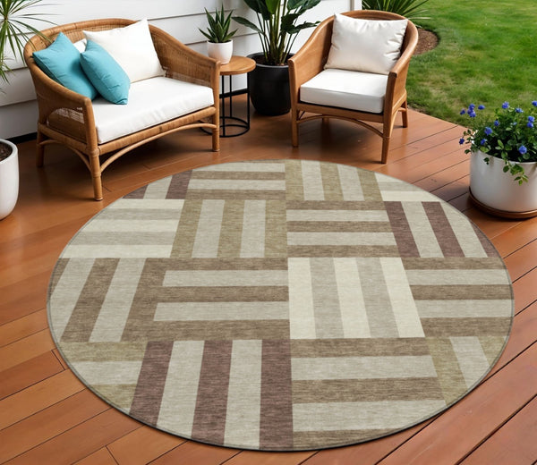 HomeRoots 8' Round Geometric Area Rug in Brown, Beige, and Ivory – Durable, Washable, Indoor/Outdoor Style! 659756